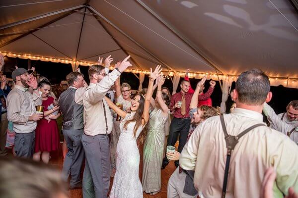 dance doctors, earl newell, charleston dj, wedding dj, company dj, private party, audio equipment, mc, visual equipment, monogram